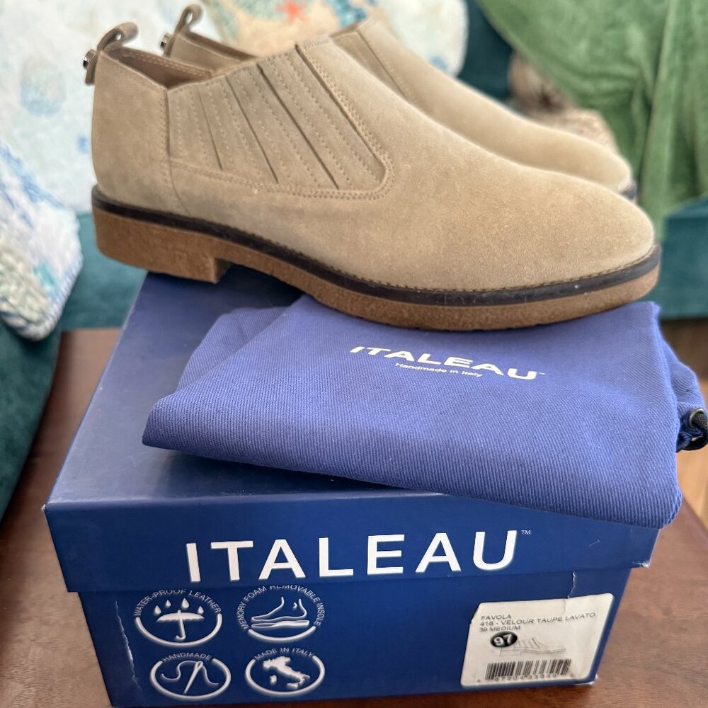 NEW Italeau FAVOLA Waterproof Leather Booties - Handmade Italy - Size 8.5